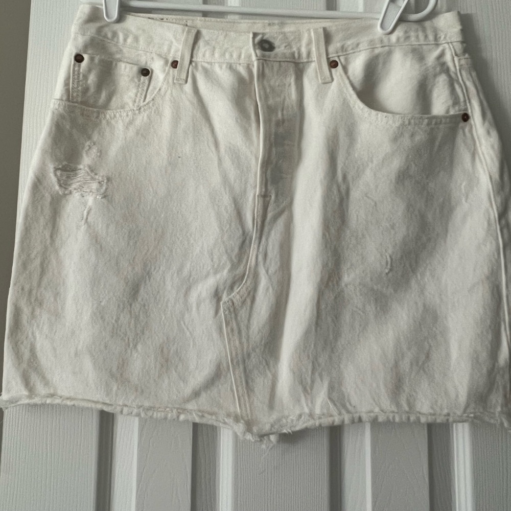 Levi’s skirt